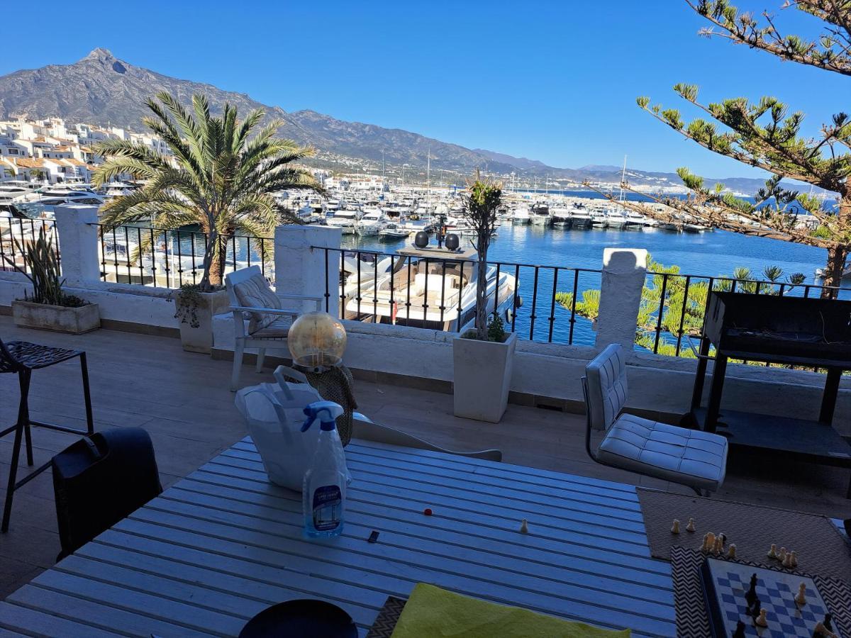 Private Suites In Huge Penthouse 1St Line Puerto Banus, Incredible Views, Jacuzzis Marbella Eksteriør billede