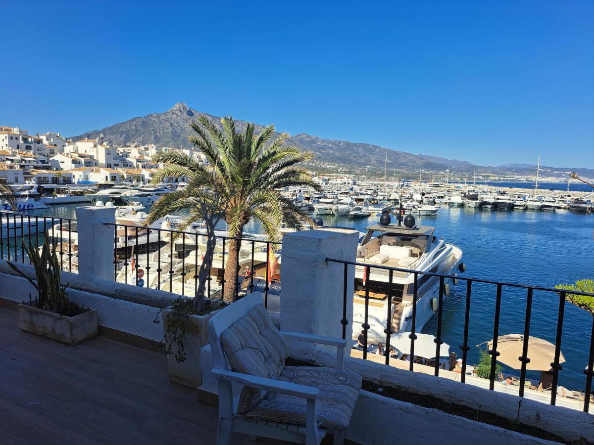 Private Suites In Huge Penthouse 1St Line Puerto Banus, Incredible Views, Jacuzzis Marbella Eksteriør billede