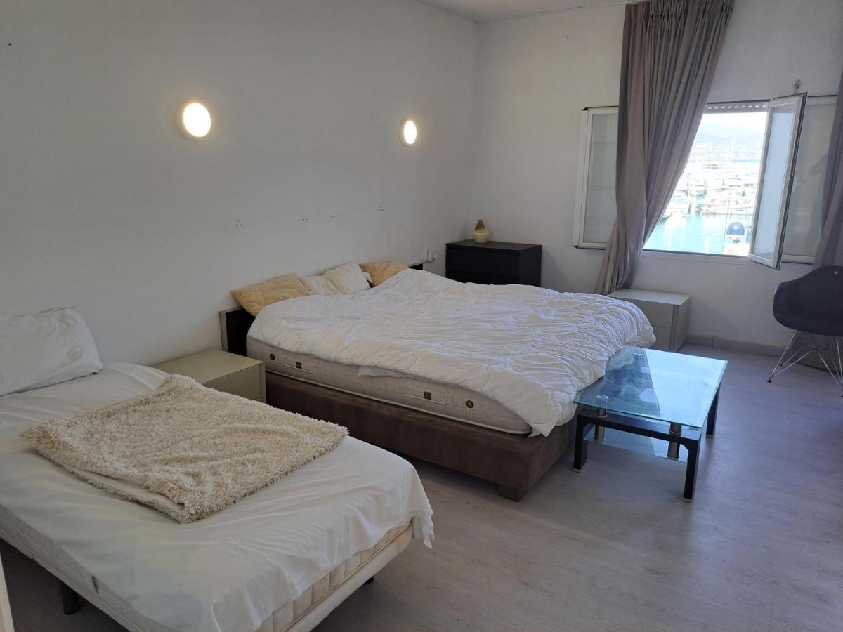 Private Suites In Huge Penthouse 1St Line Puerto Banus, Incredible Views, Jacuzzis Marbella Eksteriør billede